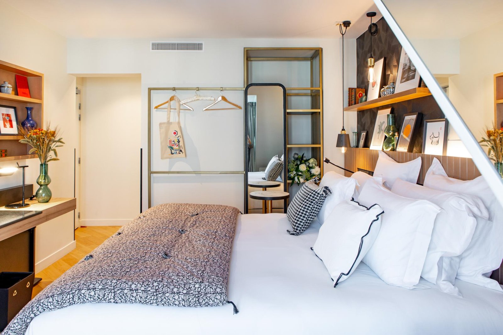 Top 9 New Paris Hotels for Families in 2024: Discover the Best Family-Friendly Stays with Connecting Rooms