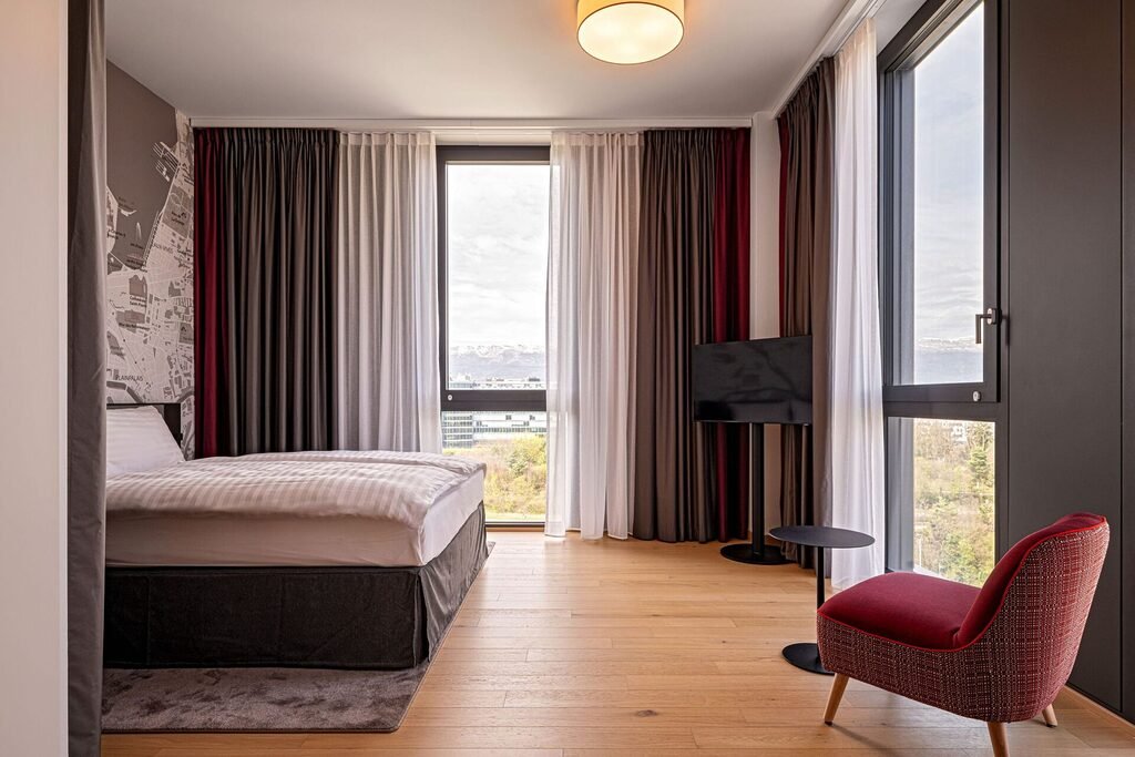 New Hotels in Geneva - IntercityHotel Geneva Junior Suite