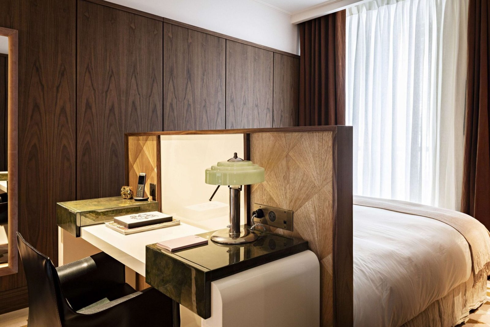 Hôtel Pilgrim Paris: Your Modern Oasis in the Heart of Historic Paris ...